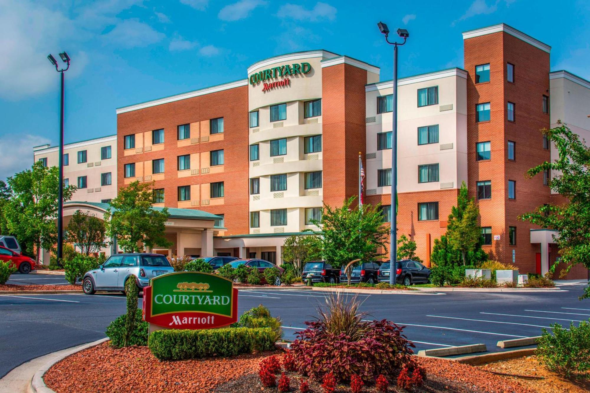 Courtyard Greensboro Airport Zewnętrze zdjęcie